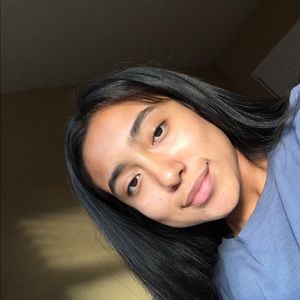 Meet your Posher, Alondra